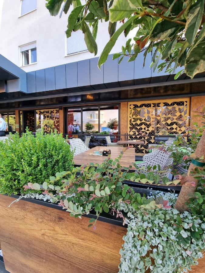 Riverside Apartment Podgorica Exterior foto