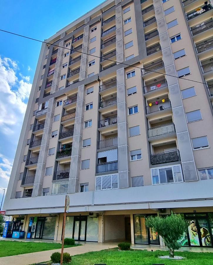 Riverside Apartment Podgorica Exterior foto
